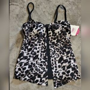 💕 NWT! Croft & Barrow Tummy Slimmer Black White Leopard Tankini Bikini Swim Top